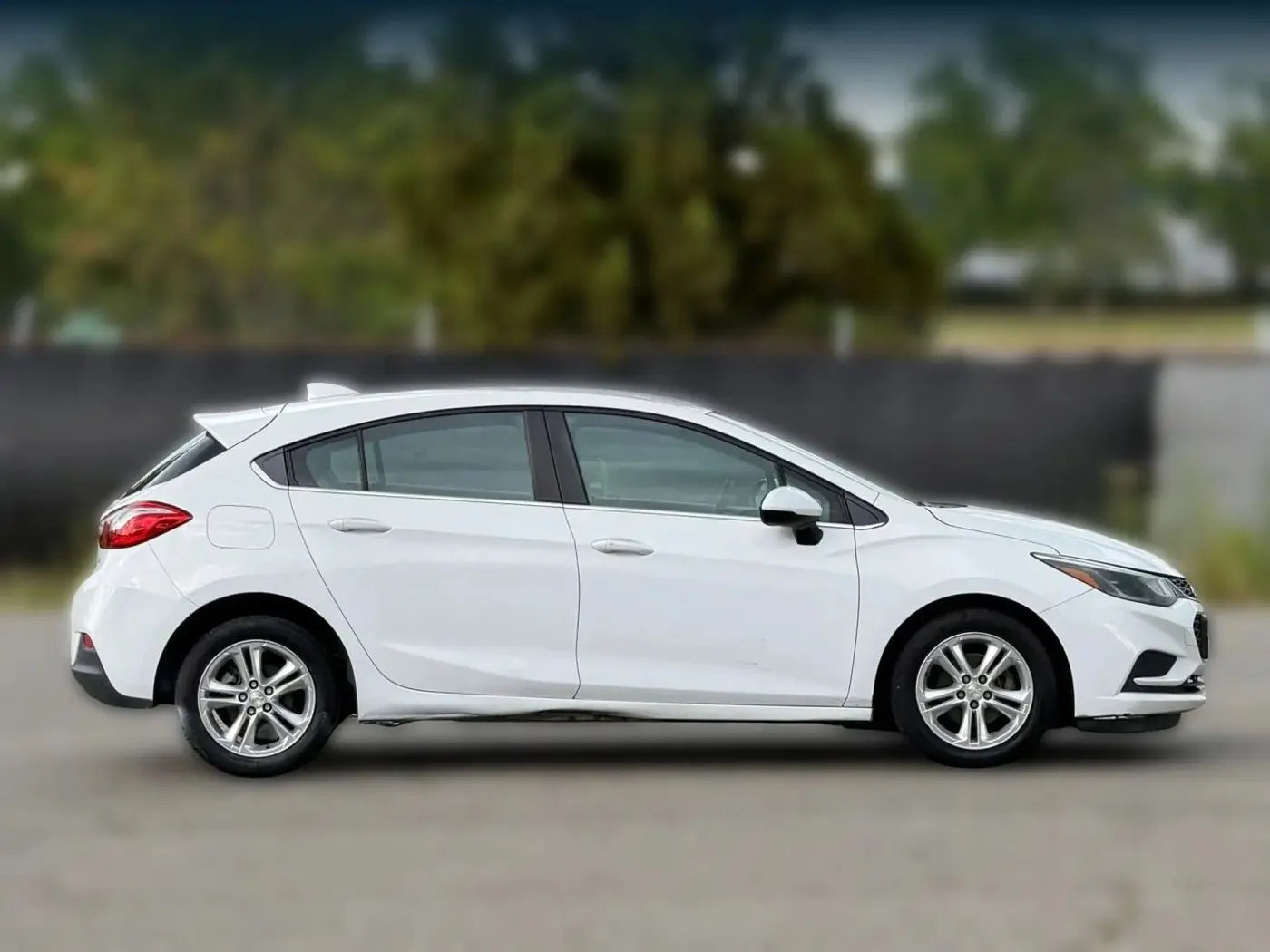 2018 Chevrolet Cruze - $5,351