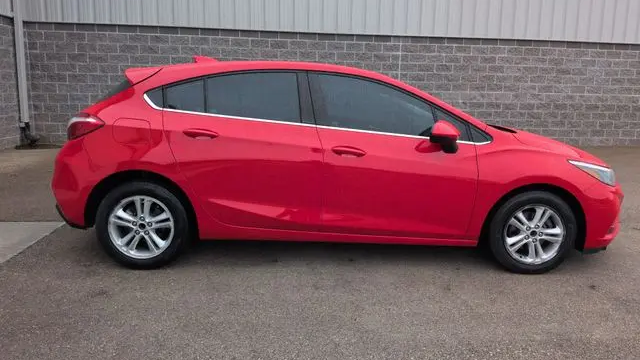 2018 Chevrolet Cruze LT Auto