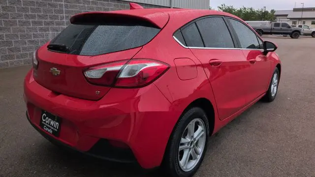 2018 Chevrolet Cruze LT Auto