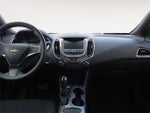 2017 Cruze Thumbnail 10