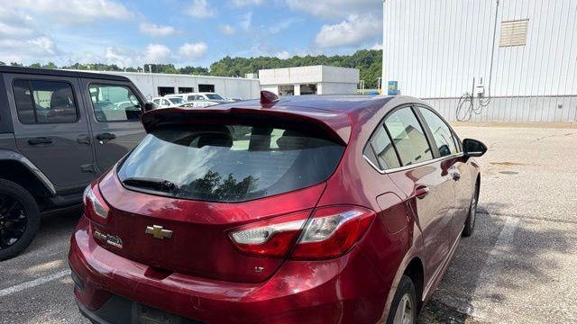 2018 Chevrolet Cruze LT Auto