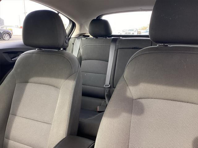 2018 Chevrolet Cruze - $14,500