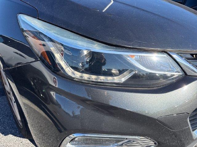 2018 Chevrolet Cruze - $10,999