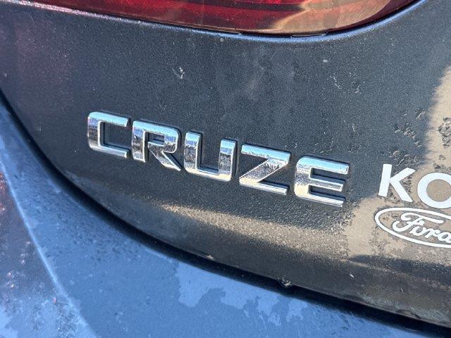 2018 Chevrolet Cruze - $10,999