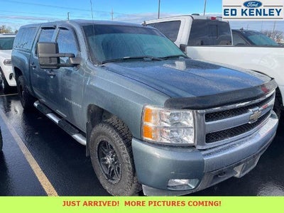 2008 Chevrolet Silverado 1500 2WD Work Truck 4DR Crew Cab 5.8 FT. SB