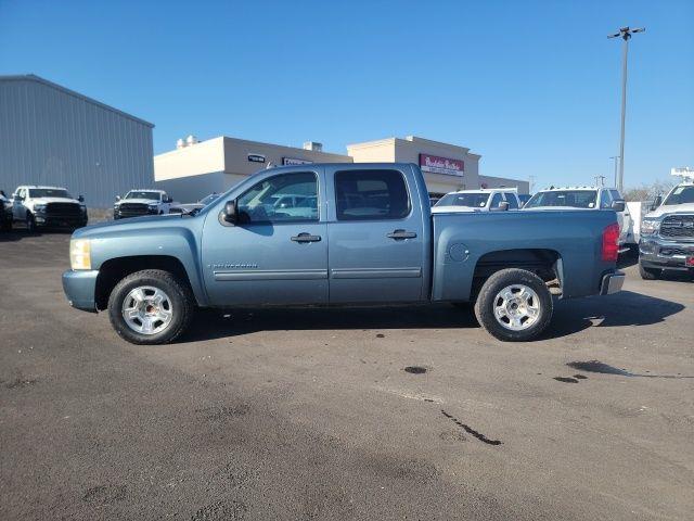 2009 Chevrolet Silverado - $15,082