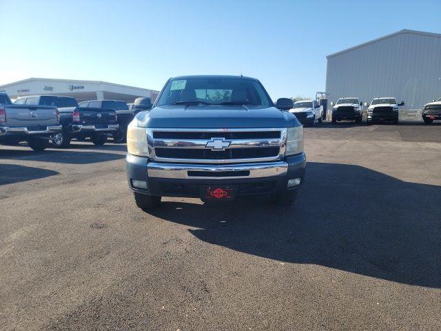 2009 Chevrolet Silverado - $15,082