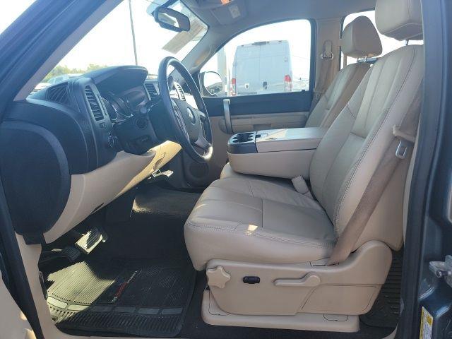 2009 Chevrolet Silverado - $15,082