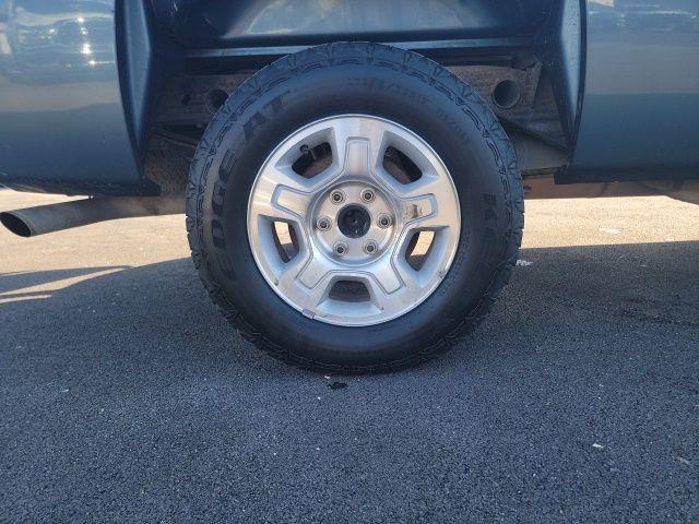 2009 Chevrolet Silverado - $15,082