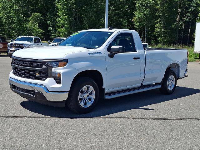 2025 Chevrolet Silverado - $31,880