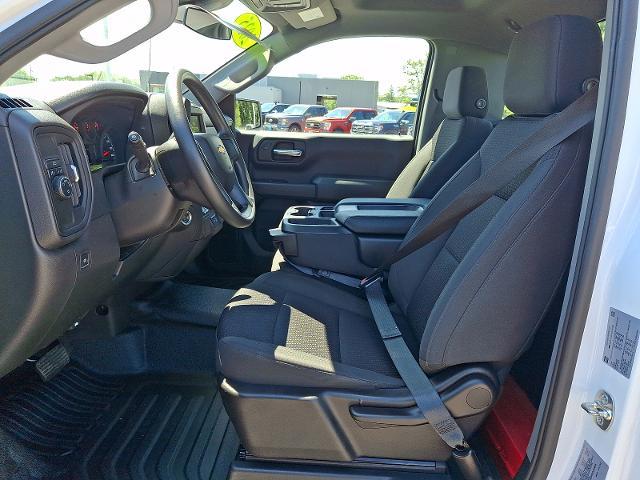 2025 Chevrolet Silverado - $31,880