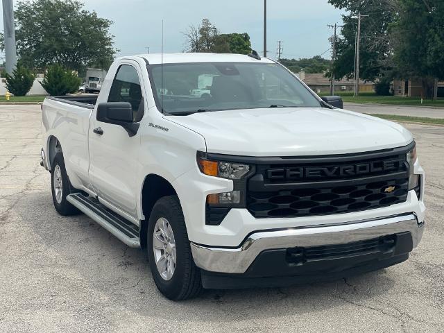 2025 Chevrolet Silverado - $34,900