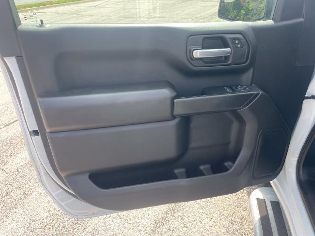 2025 Chevrolet Silverado - $35,900