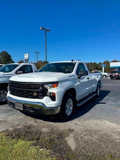 2024 Chevrolet Silverado 1500 4X2 Work Truck 2DR Regular Cab 8 FT. LB