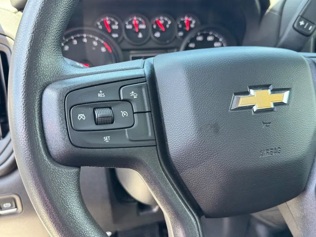 2025 Chevrolet Silverado - $29,500