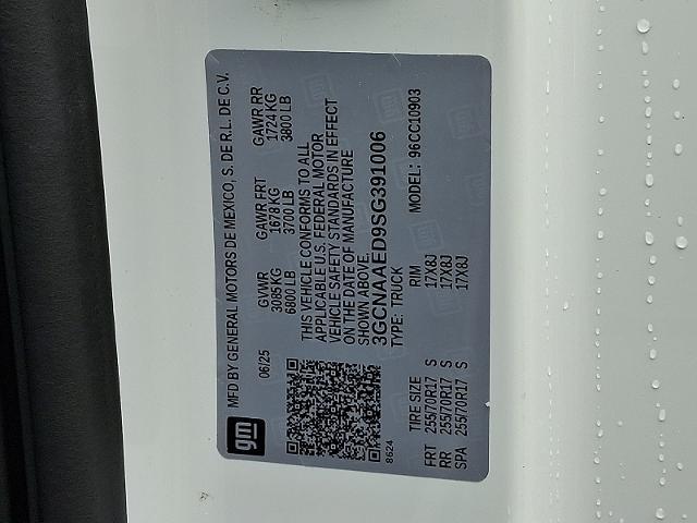 2025 Chevrolet Silverado - $35,995