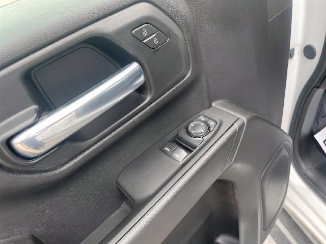 2025 Chevrolet Silverado - $35,900