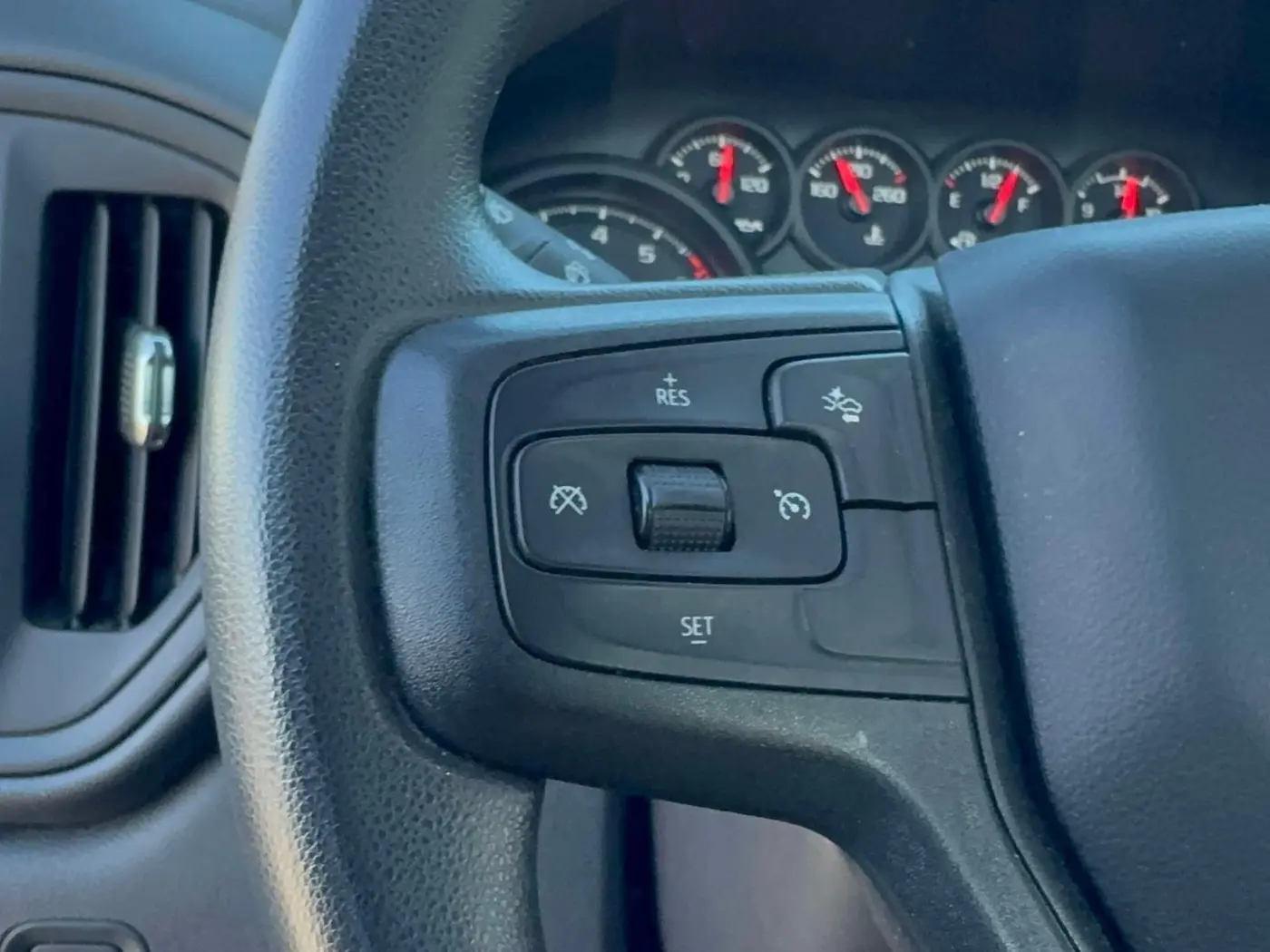 2025 Chevrolet Silverado