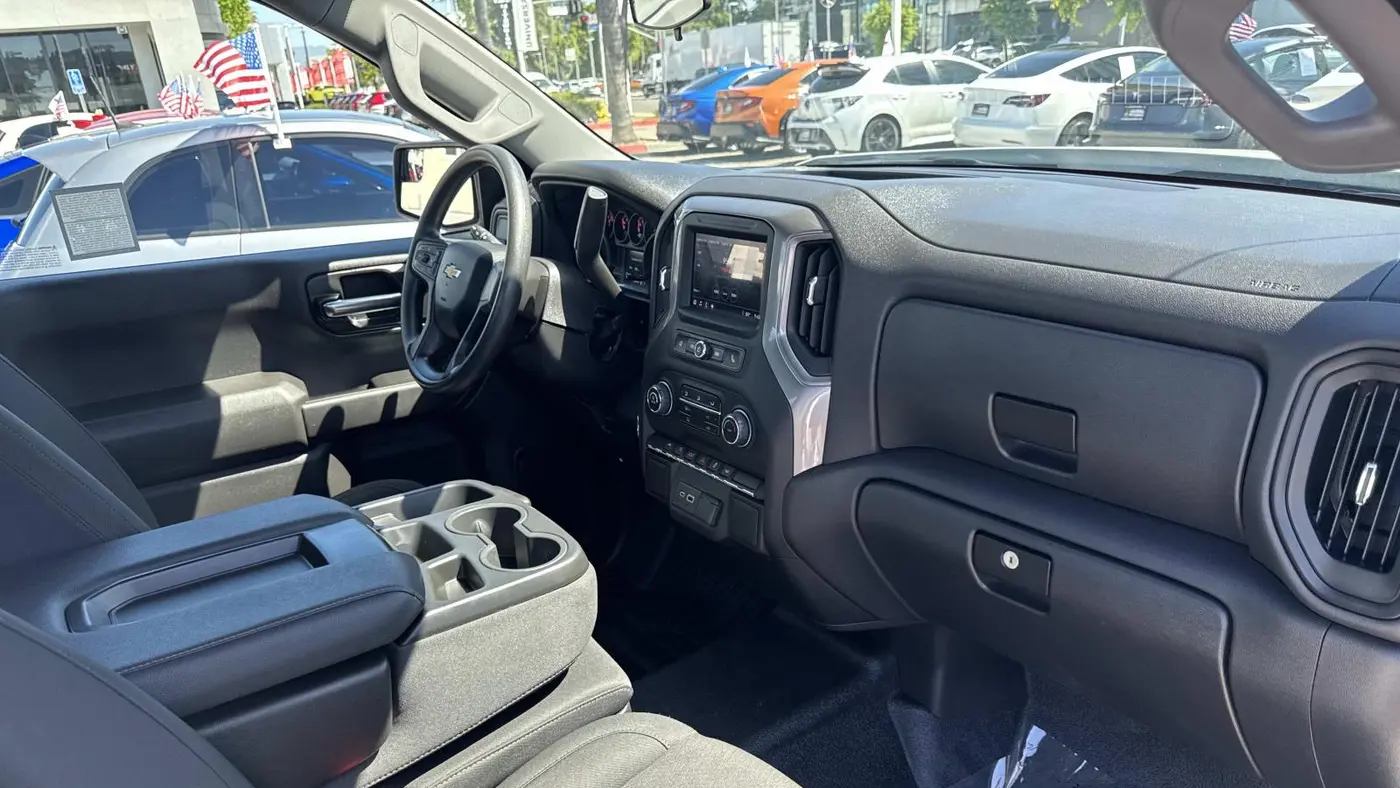 2025 Chevrolet Silverado 1500 Work Truck
