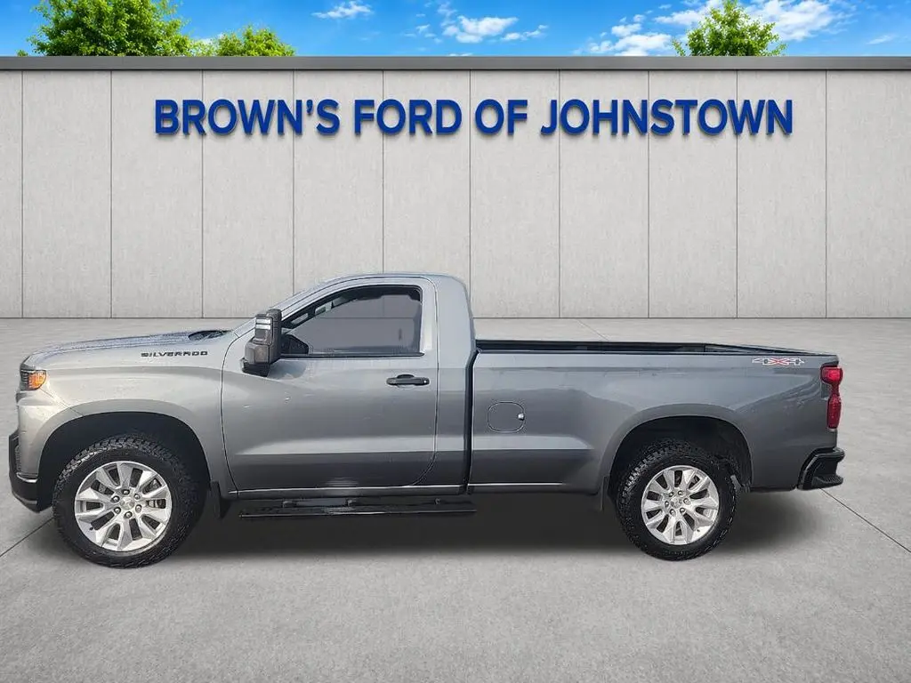 2020 Chevrolet Silverado - $22,995