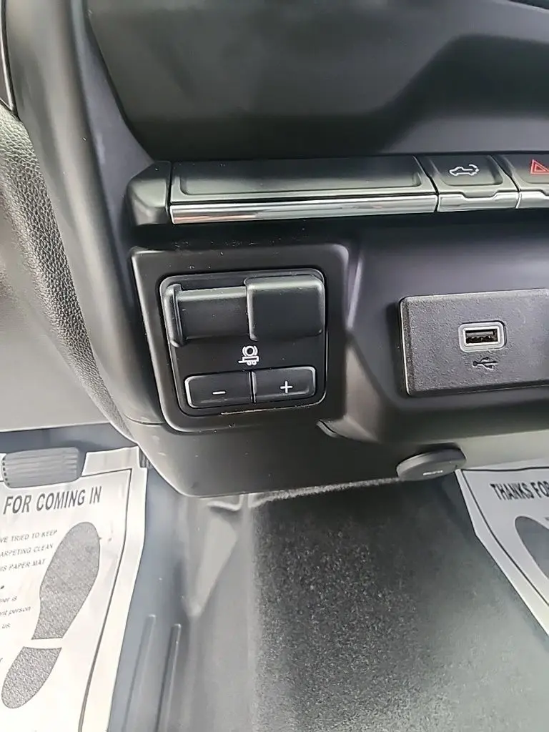 2020 Chevrolet Silverado - $22,995