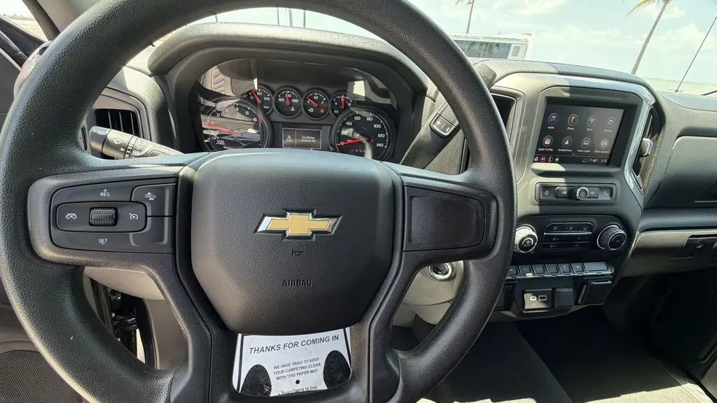 2023 Chevrolet Silverado 1500 Custom
