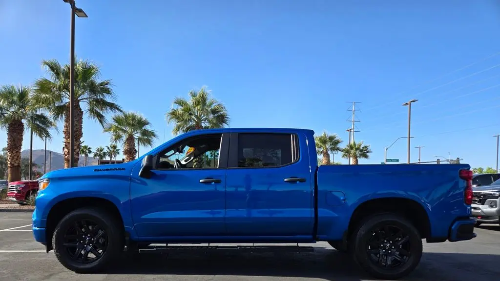 2024 Chevrolet Silverado 1500 Custom