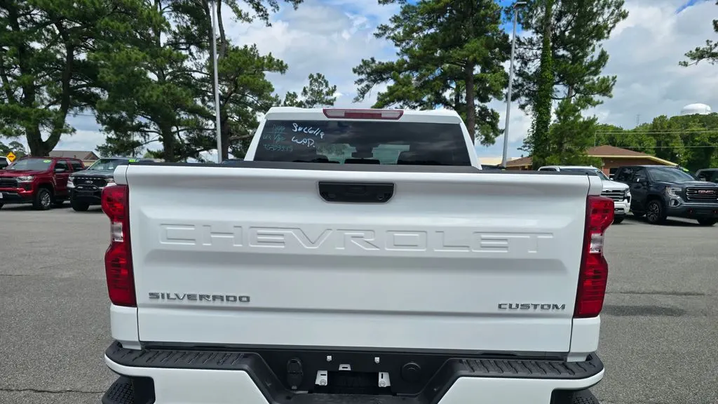 2026 Chevrolet Silverado 1500 Custom