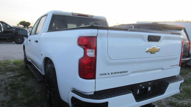 2024 Chevrolet Silverado 1500 Custom