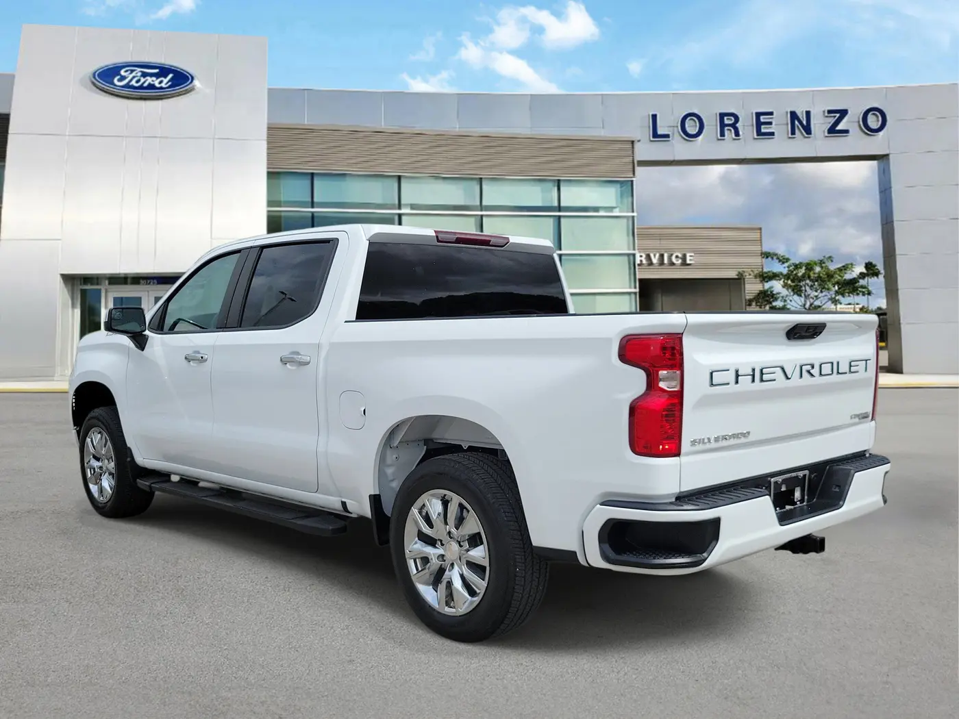 2024 Chevrolet Silverado - $31,990