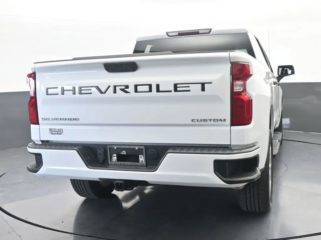 2022 Chevrolet Silverado - $25,631
