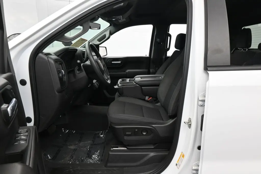 2022 Chevrolet Silverado - $25,631