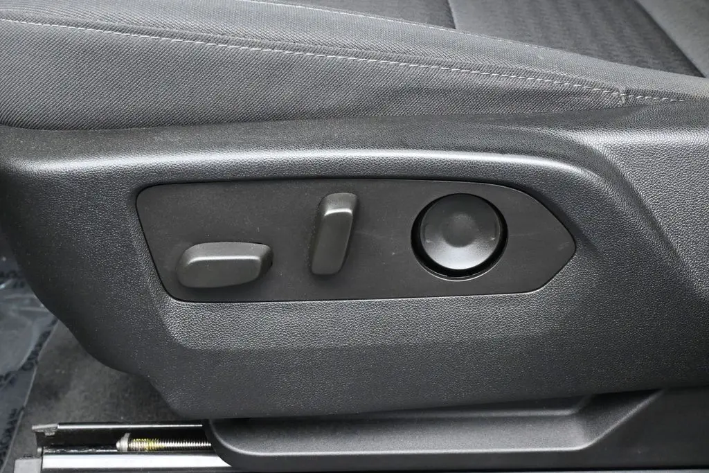 2022 Chevrolet Silverado - $25,631