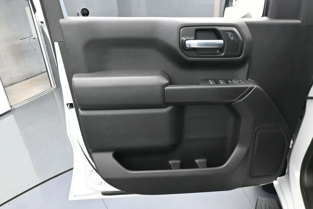 2022 Chevrolet Silverado - $25,631