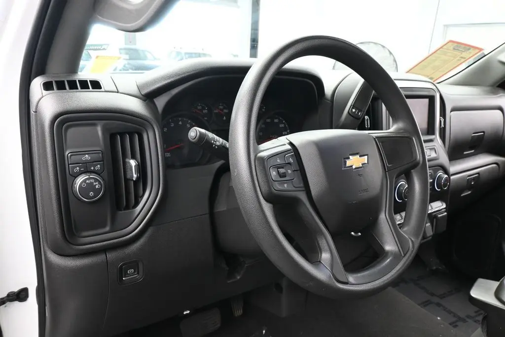2022 Chevrolet Silverado - $25,631