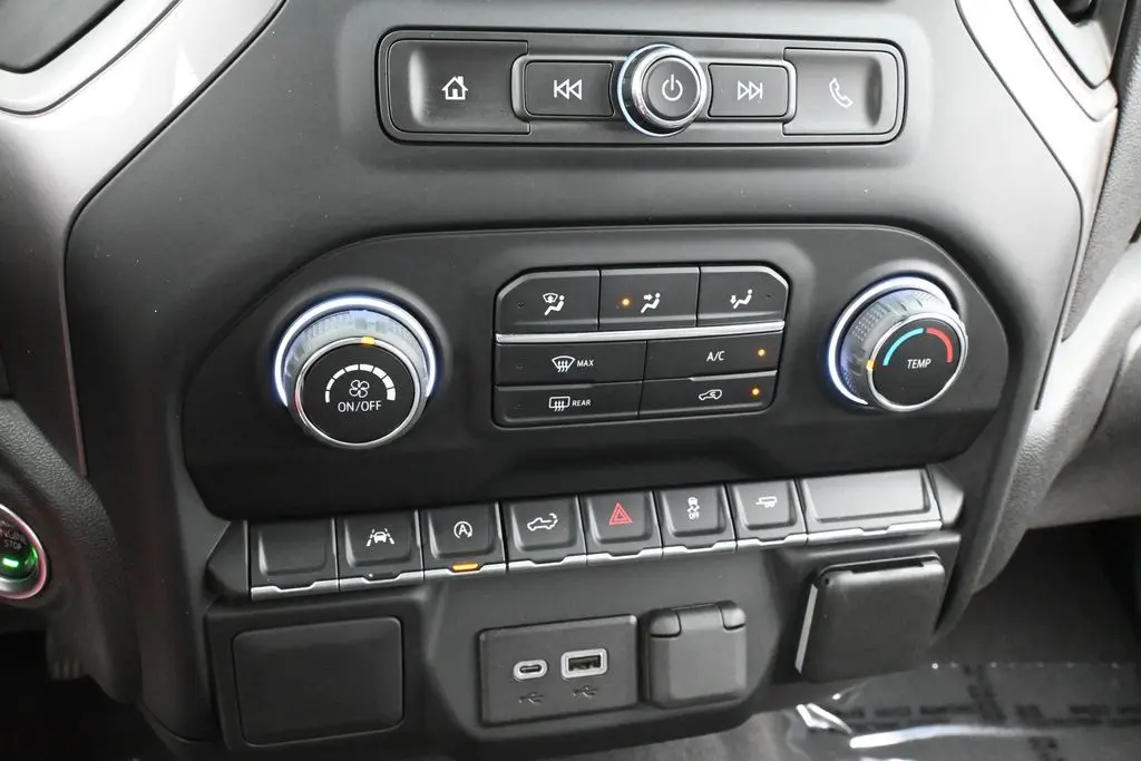 2022 Chevrolet Silverado - $25,631