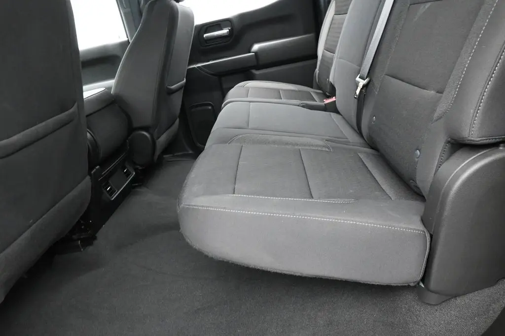 2022 Chevrolet Silverado - $25,631
