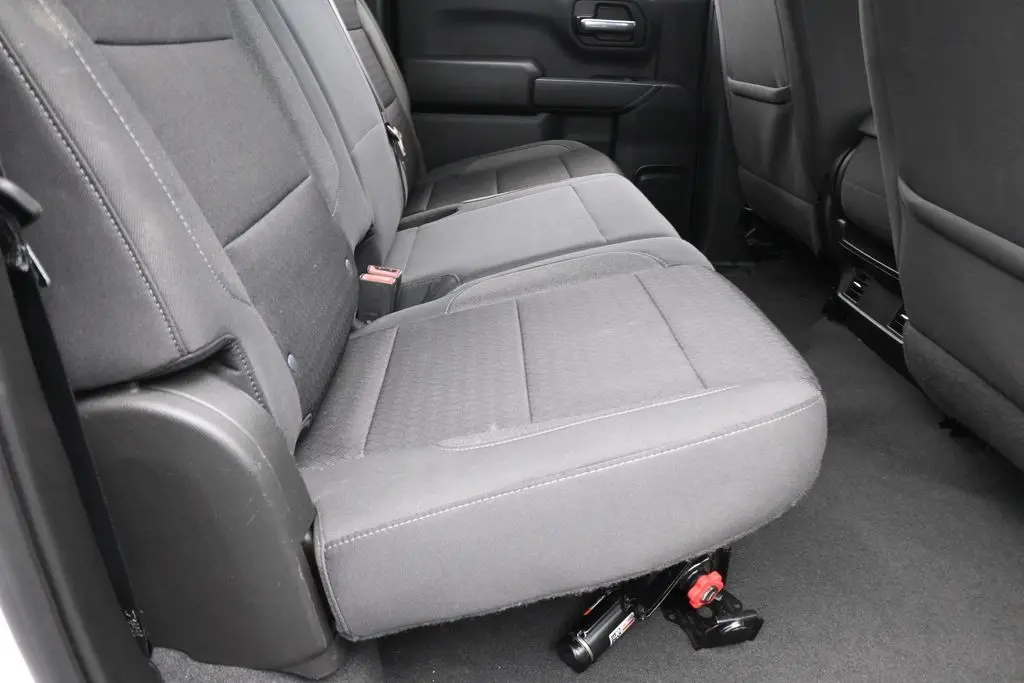 2022 Chevrolet Silverado - $25,631