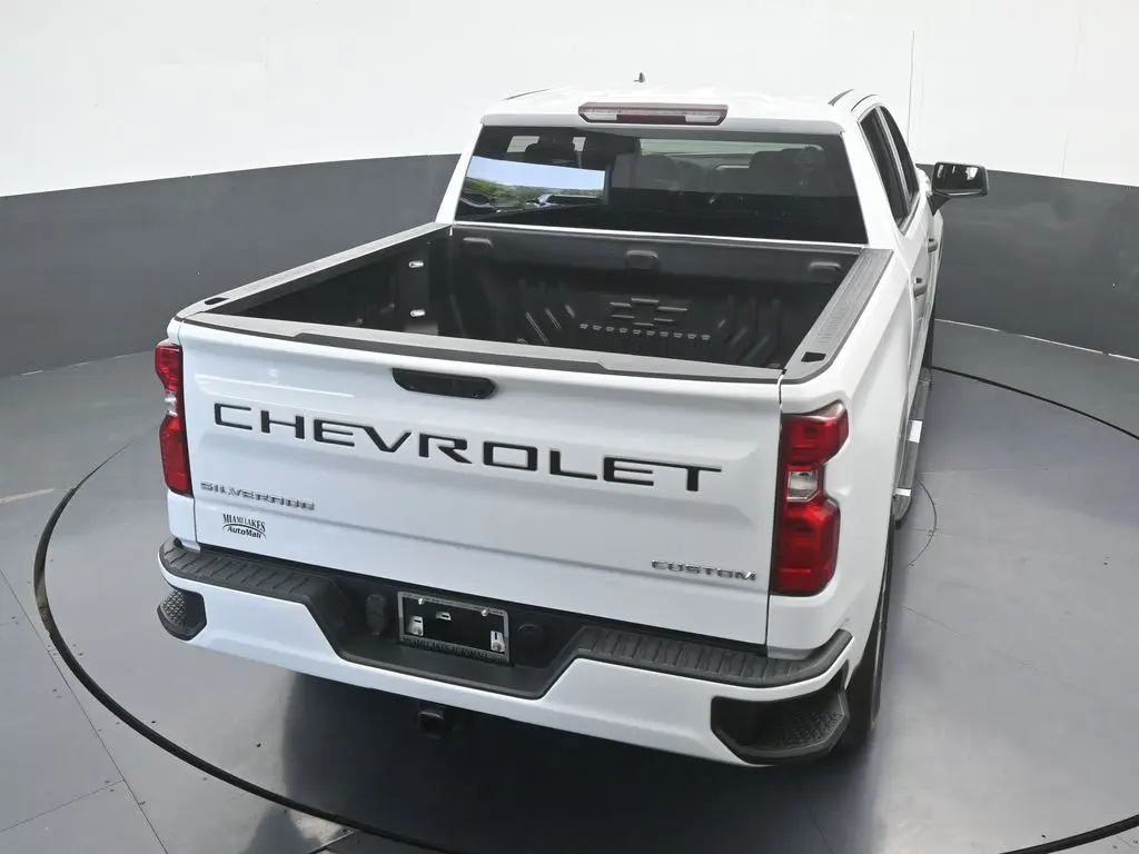 2022 Chevrolet Silverado - $25,631
