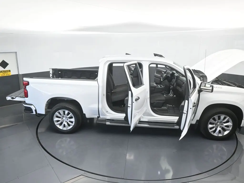 2022 Chevrolet Silverado - $25,631