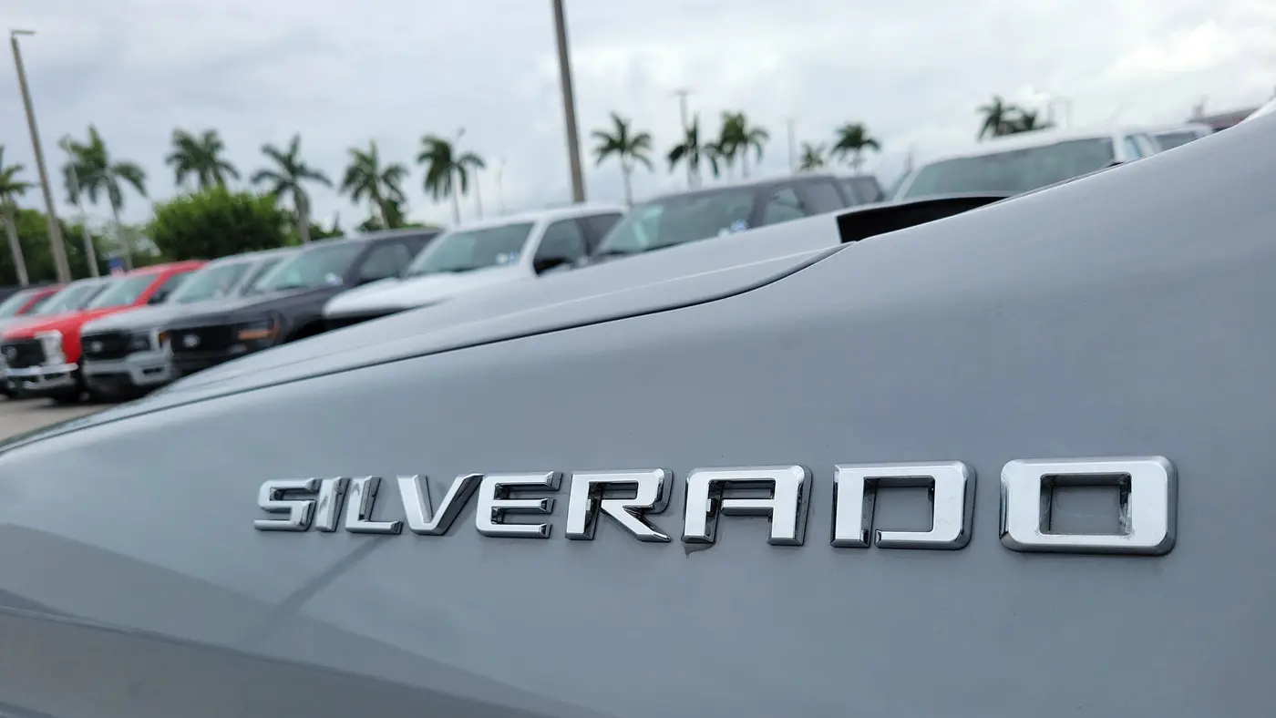 2024 Chevrolet Silverado 1500 Custom