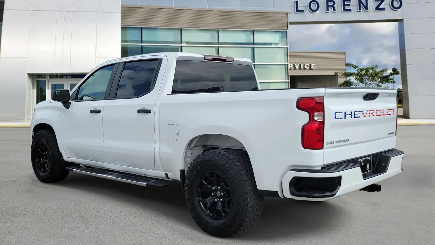 2022 Chevrolet Silverado 1500 Custom