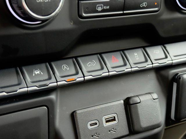 2023 Chevrolet Silverado - $28,573