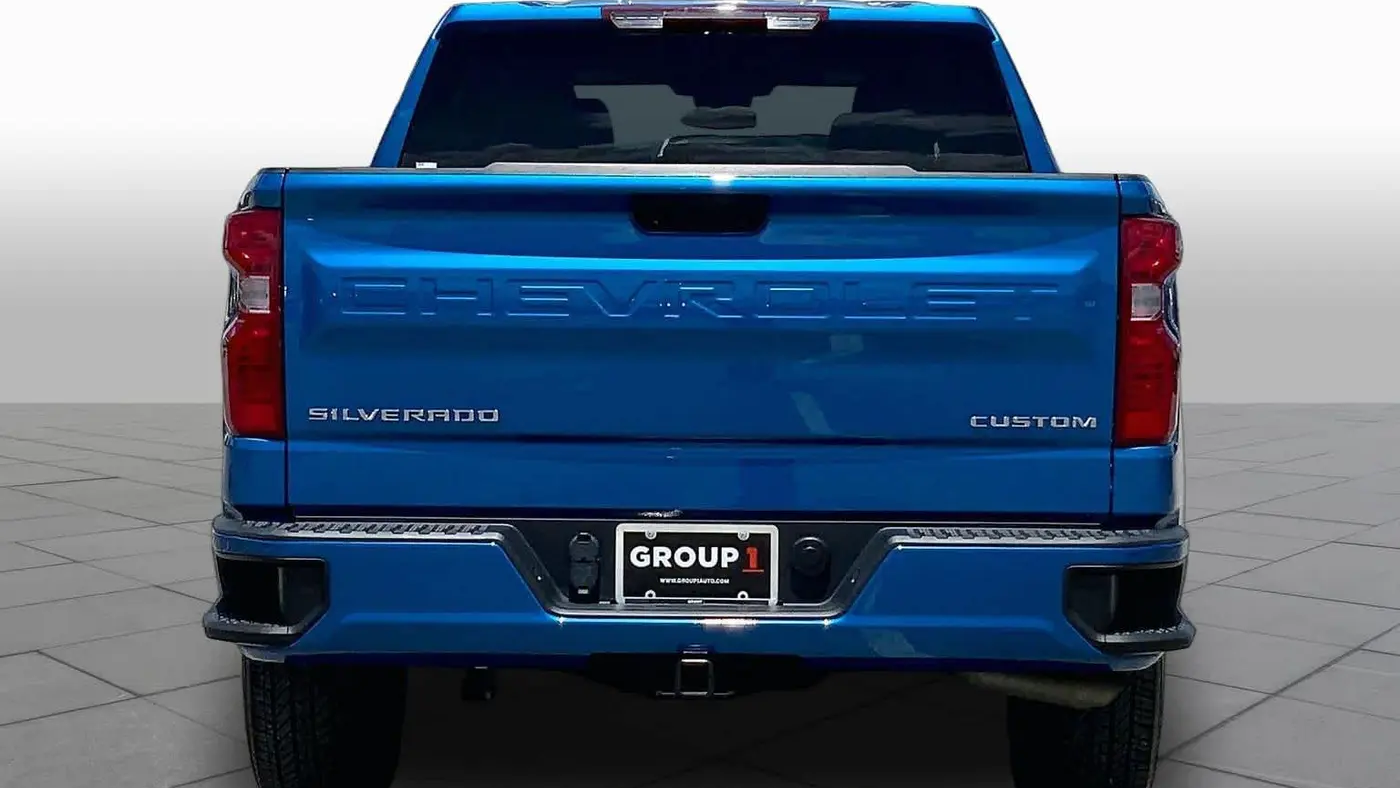 2024 Chevrolet Silverado 1500 Custom