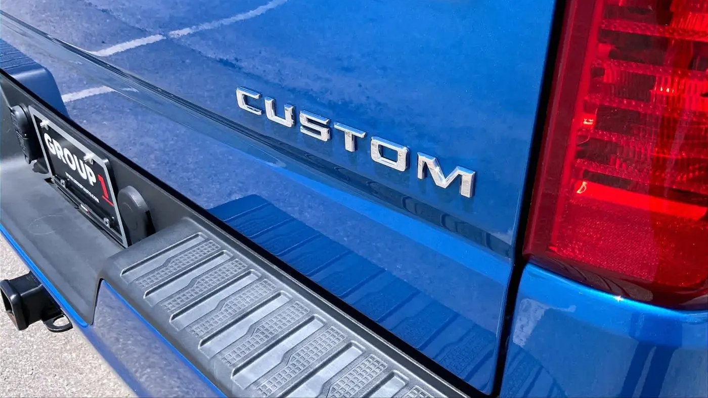 2024 Chevrolet Silverado 1500 Custom