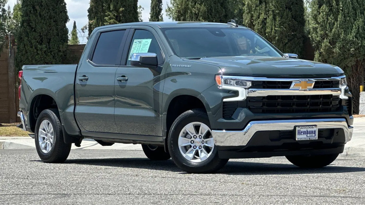 2025 Chevrolet Silverado 1500 LT