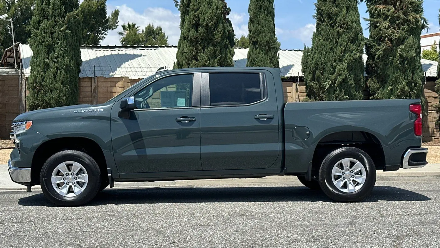 2025 Chevrolet Silverado 1500 LT