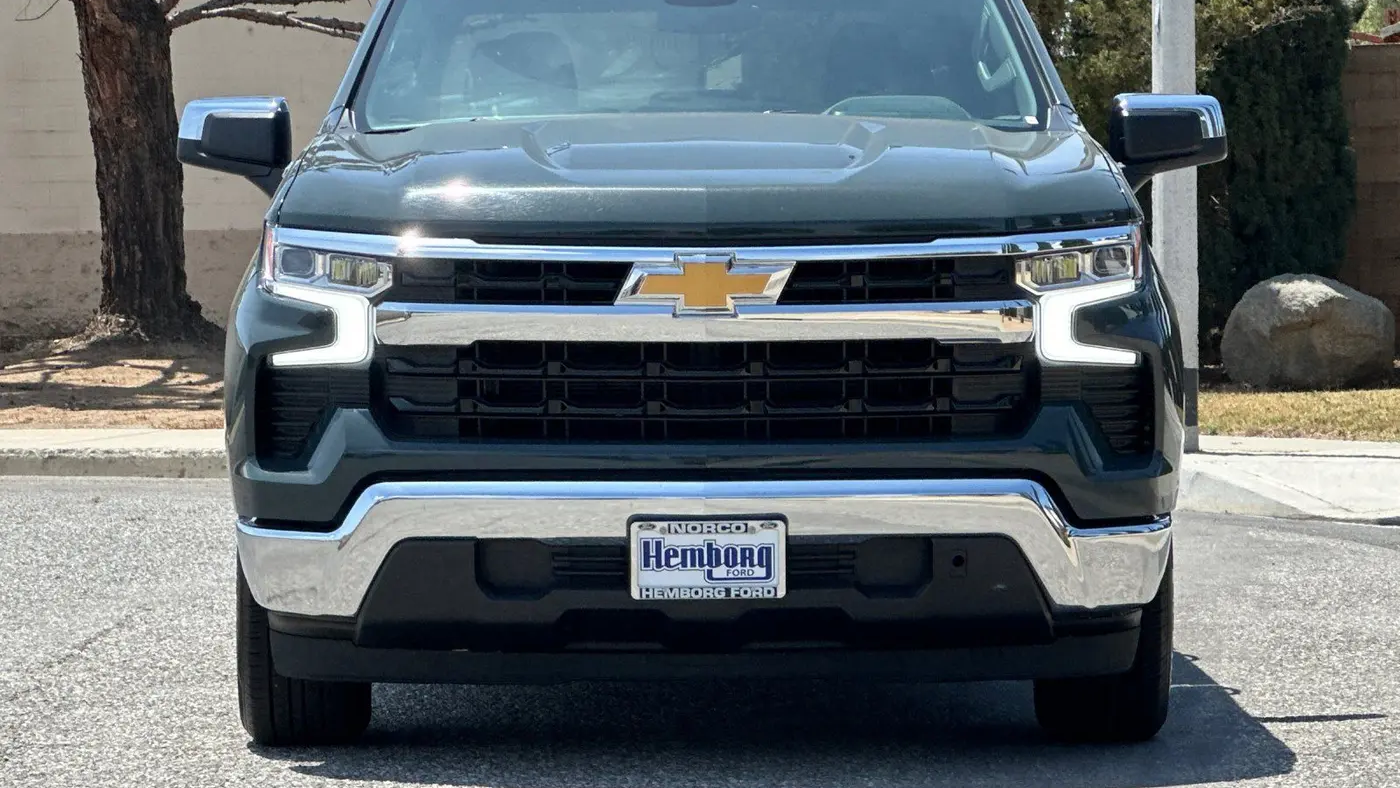 2025 Chevrolet Silverado 1500 LT