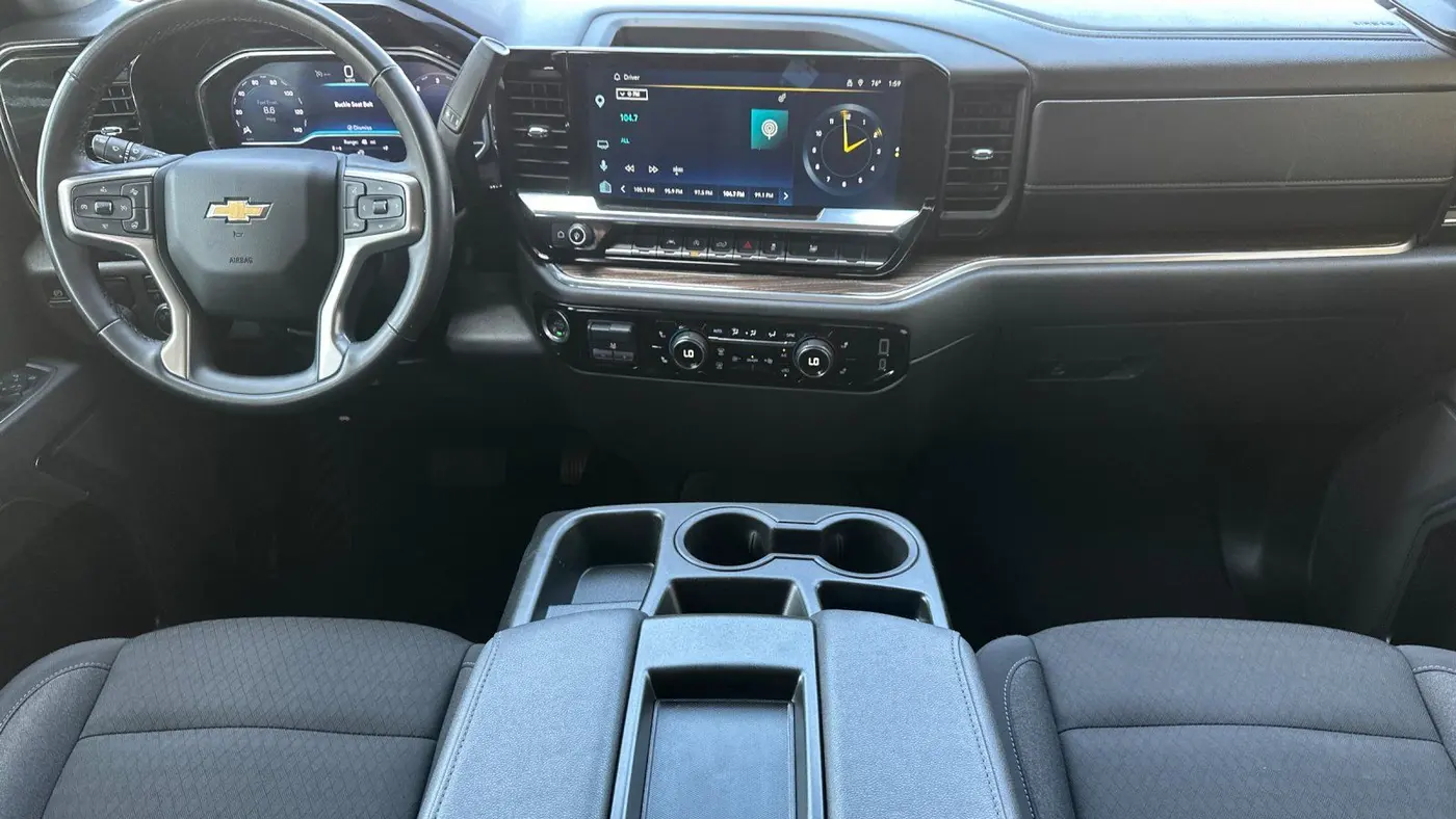 2025 Chevrolet Silverado 1500 LT