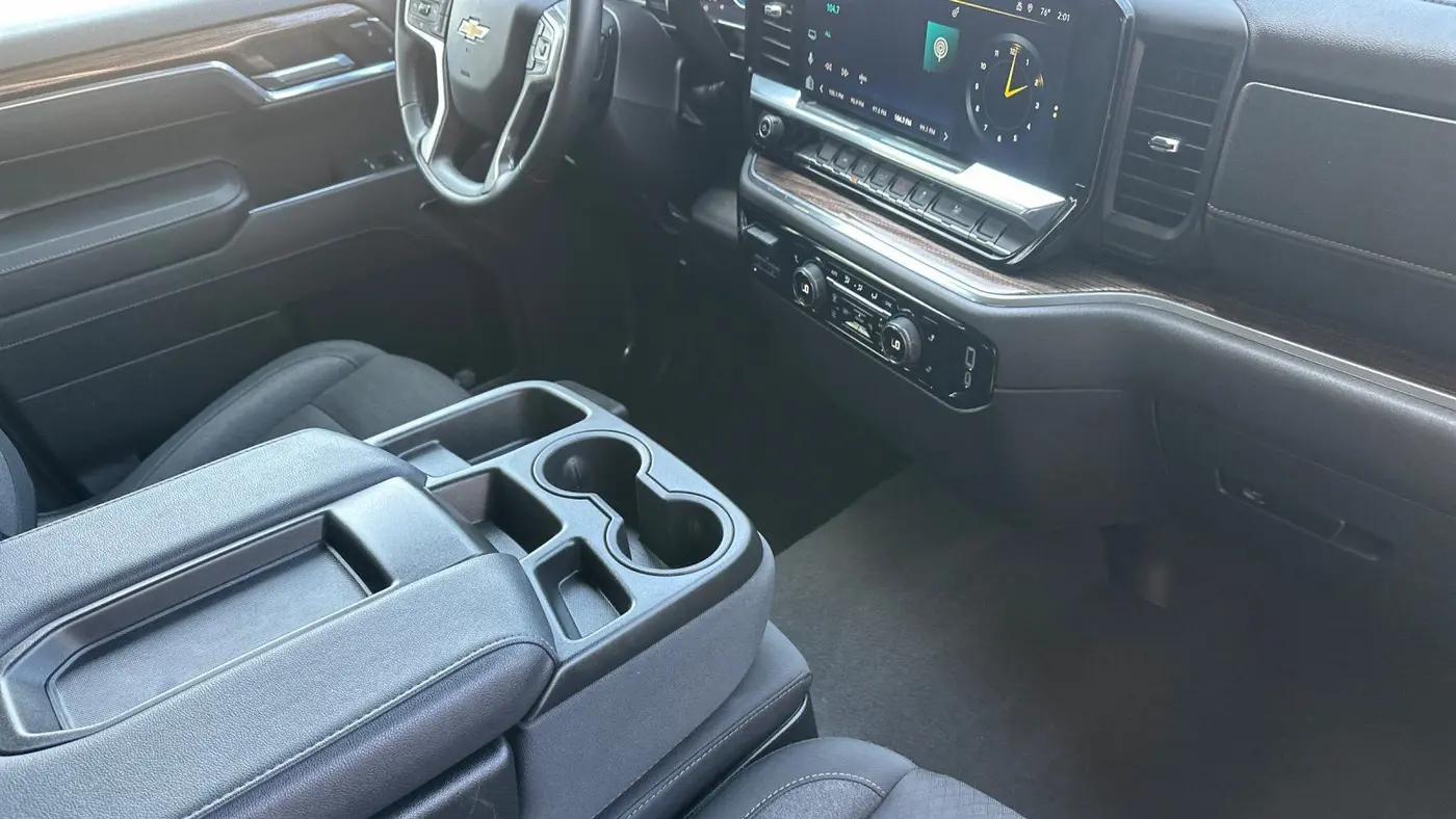 2025 Chevrolet Silverado 1500 LT